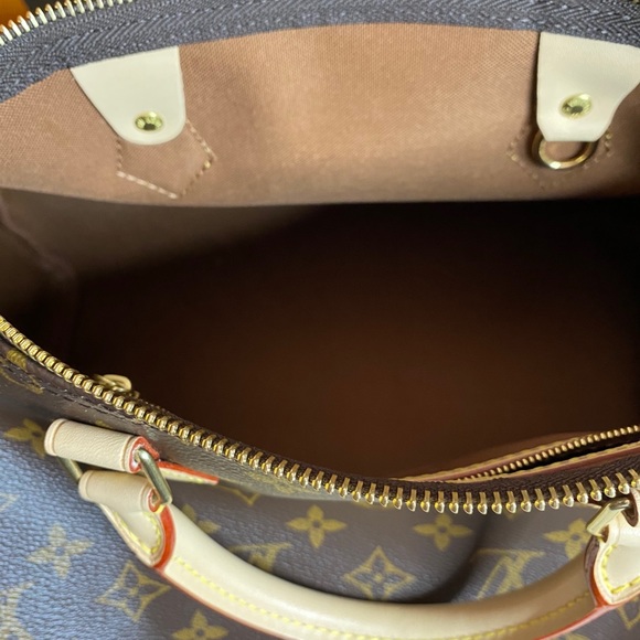 COPY - Brand New Authentic Louis Vuitton Speedy 35 Bag - Picture 7 of 10